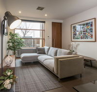 LUXE - Park views Wine Wifi Netflix Garage PETS ok - Accommodation Mermaid Beach