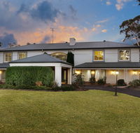 Luxury Bungalow - Accommodation Mermaid Beach