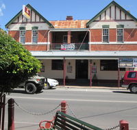 Maclean Hotel - Accommodation Mermaid Beach