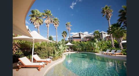 Magenta Shores 3 Bedroom Villa - Accommodation Mermaid Beach 2