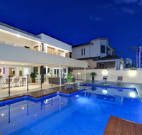 Magic On Main - Accommodation Mermaid Beach