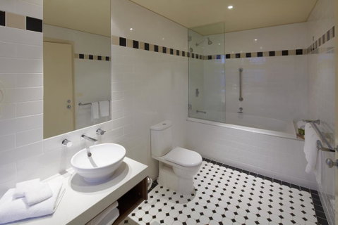 Mantra Lorne - Accommodation Mermaid Beach 1