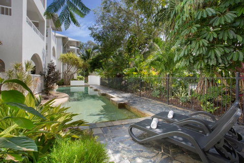 Mantra PortSea - Accommodation Mermaid Beach 1