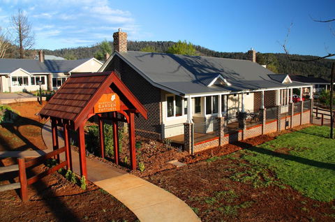 Marysville Garden Cottages - Accommodation Mermaid Beach 3