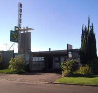 Mayfield Motel - Accommodation Mermaid Beach