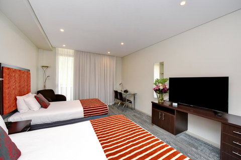 Mercure Centro Port Macquarie - Accommodation Mermaid Beach 1