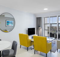 Meriton Suites Bondi Junction - Accommodation Mermaid Beach