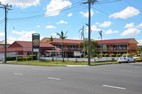 Mineral Sands Motel - Accommodation Mermaid Beach 1