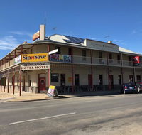 Minlaton Hotel - Accommodation Mermaid Beach