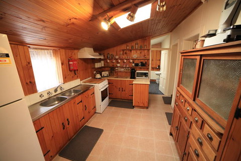 Miss Mabel Cottage - Accommodation Mermaid Beach 0