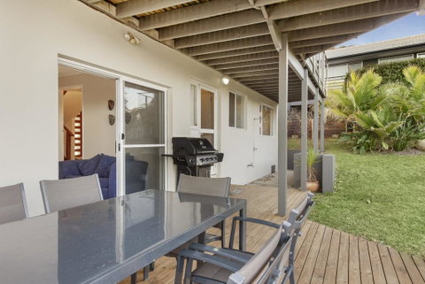 Mitchell Pde 118 Mollymook - Accommodation Mermaid Beach 3