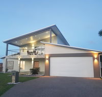 Modern Luxury Ocean Views - Accommodation Mermaid Beach