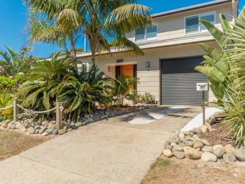 Mojo On Honeysuckle - Accommodation Mermaid Beach 1