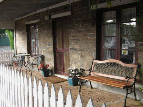 Morse Cottage - Accommodation Mermaid Beach 0