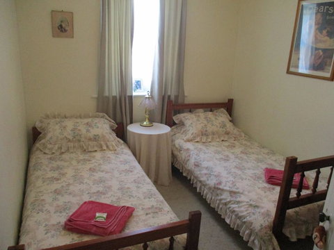 Morse Cottage - Accommodation Mermaid Beach 1