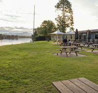 Moruya Waterfront Hotel Motel - Accommodation Mermaid Beach