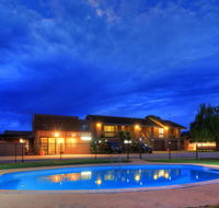 Motel Meneres - Accommodation Mermaid Beach