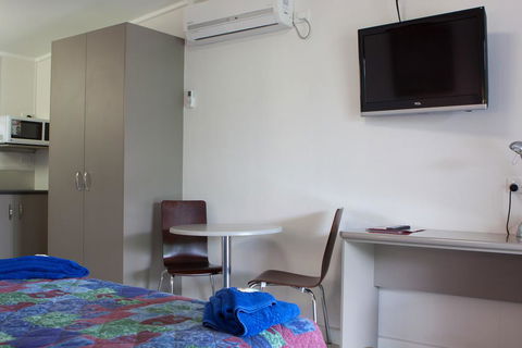 Motel Myall - Accommodation Mermaid Beach 1
