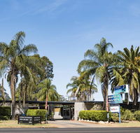 Motel Oasis - Accommodation Mermaid Beach