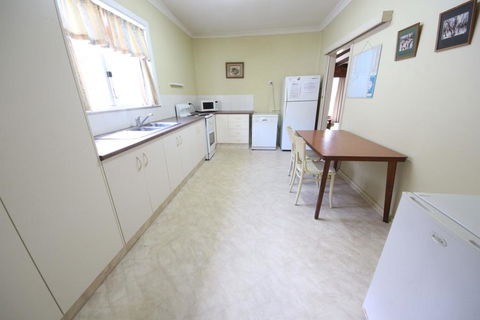 Muller's Cottage At Hat Head (Pet Friendly) - Accommodation Mermaid Beach 3