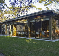 Myer House - Accommodation Mermaid Beach