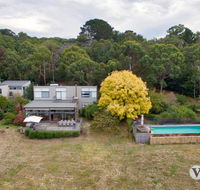 Myers Road Retreat Plus Guest House - Accommodation Mermaid Beach