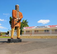 Ned Kelly's Motel - Accommodation Mermaid Beach