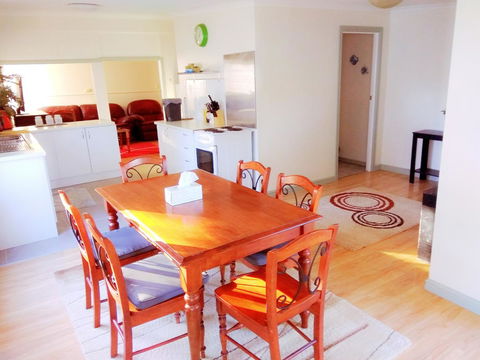 Forrest St Apartments - Accommodation Mermaid Beach 7