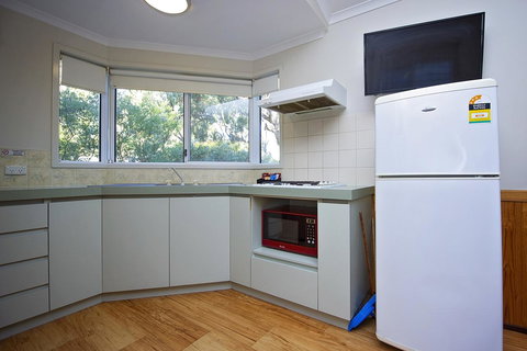 Discovery Parks - Woodman Point - Accommodation Mermaid Beach 2