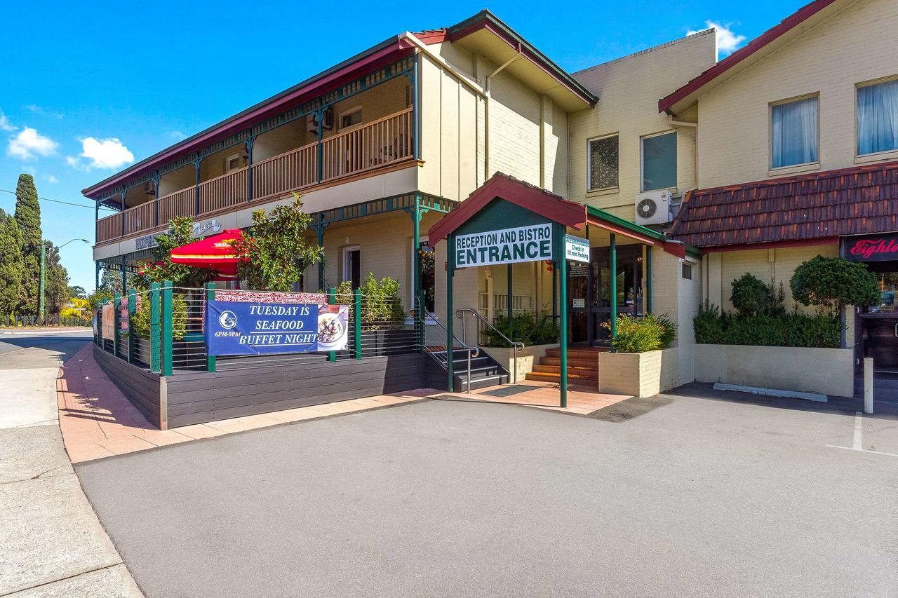 Bayswater WA Accommodation Mermaid Beach