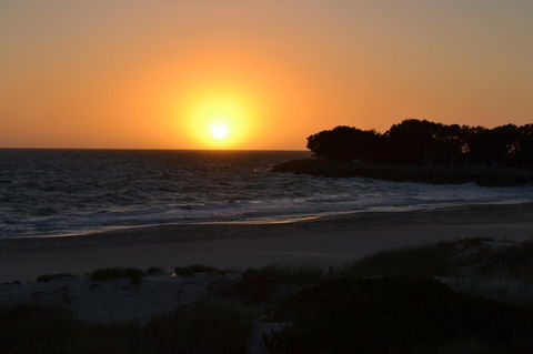 Dunes Scarborough Beach - Accommodation Mermaid Beach 1