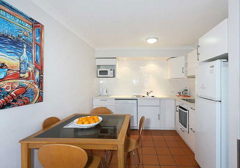 Beachfront @ Scarbs - Accommodation Mermaid Beach 2