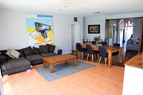 Fremantle Heritage Home For You To Enjoy! - Accommodation Mermaid Beach 18
