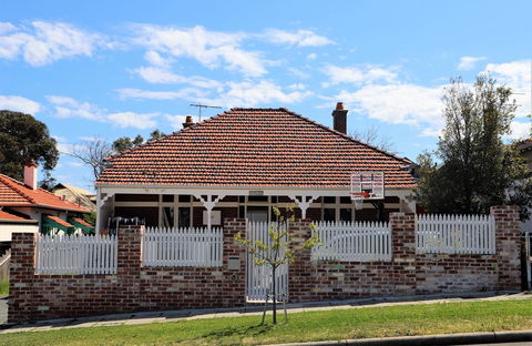 Fremantle Heritage Home For You To Enjoy! - Accommodation Mermaid Beach 0