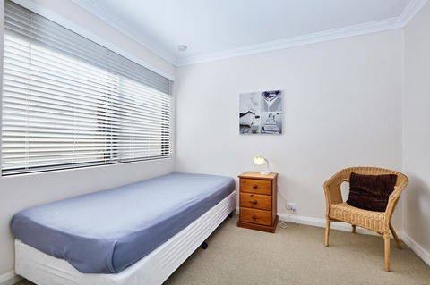 Fremantle Townhouse Unit 6 - Accommodation Mermaid Beach 7