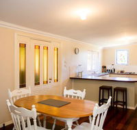 Yvonnes Rest Holiday Home - Accommodation Mermaid Beach