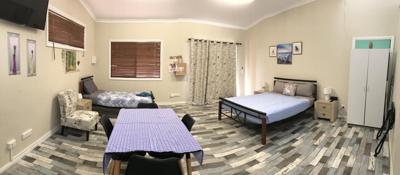 Dongara WA Accommodation Mermaid Beach