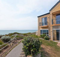 Caravel Beach House Mandurah - Accommodation Mermaid Beach