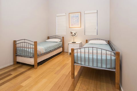 12/26 Yallingup Beach Road - Accommodation Mermaid Beach 9