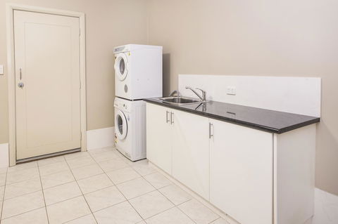 12/26 Yallingup Beach Road - Accommodation Mermaid Beach 17