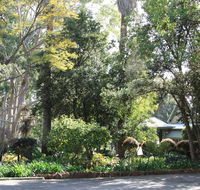 Two sisters Chalets - Accommodation Mermaid Beach