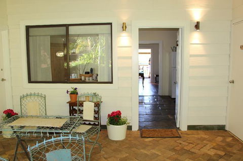Bickley Valley Cottage - Accommodation Mermaid Beach 15