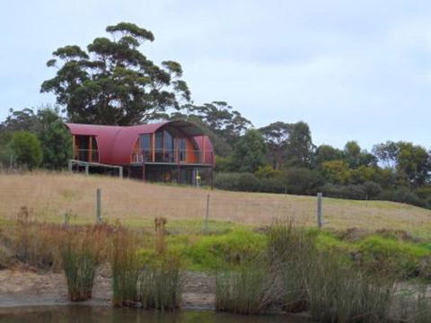 Tennessee Hill Chalets - Accommodation Mermaid Beach 7