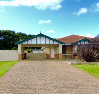 Silver Gull Family Retreat - Accommodation Mermaid Beach