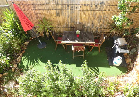 Treetops Cottage - Accommodation Mermaid Beach 10