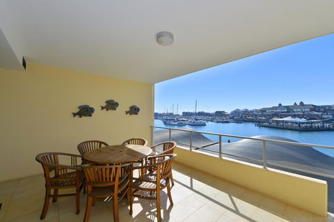 Dolphin Quay Apartments - Accommodation Mermaid Beach 14