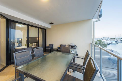 Dolphin Quay Apartments - Accommodation Mermaid Beach 25