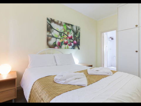 Broadway Apartments - Accommodation Mermaid Beach 0