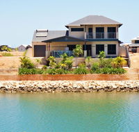 27 Corella Court - Exquisite Marina Home With a Pool and Wi-Fi - Accommodation Mermaid Beach