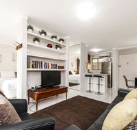 Rosalie 02 - Accommodation Mermaid Beach